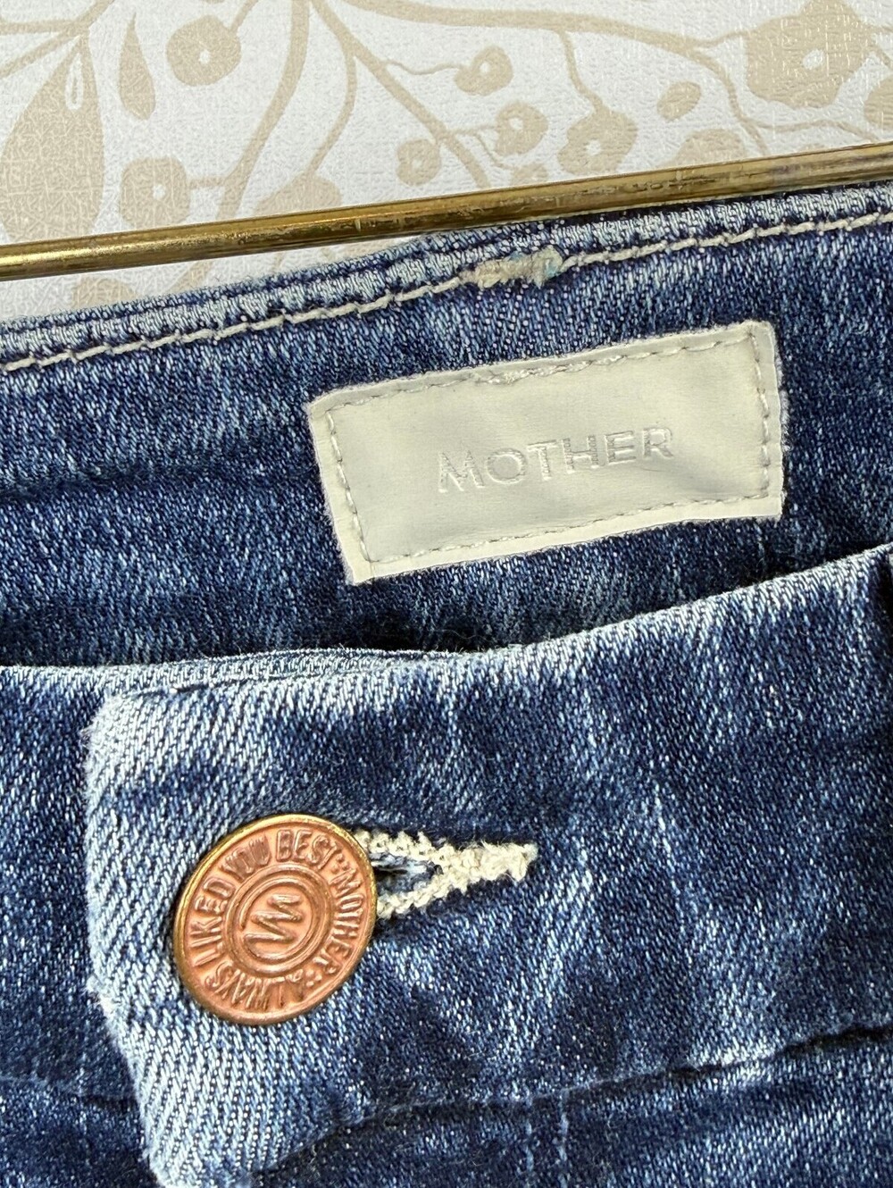 MOTHER Mid-Rise Medium Wash "Groovin" The Looker Skinny Jeans - Size - 26 - Picture 5 of 11